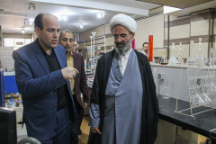 بازدید نماینده ولی فقیه در استان از جهاددانشگاهی سمنان