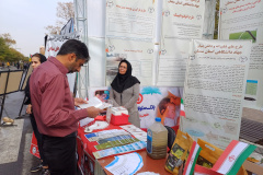 نمایشگاه دستاوردهای جهاددانشگاهی استان سمنان در راهپیمایی ۱۳ آبان