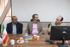 تجلیل از پروفسور سیف‌علیان و سرپرست تیم جراحی دامپزشکی اولین پیوند نانو کامپوزیت گرافن در جهاددانشگاهی استان سمنان