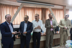 تجلیل از پروفسور سیف‌علیان و سرپرست تیم جراحی دامپزشکی اولین پیوند نانو کامپوزیت گرافن در جهاددانشگاهی استان سمنان